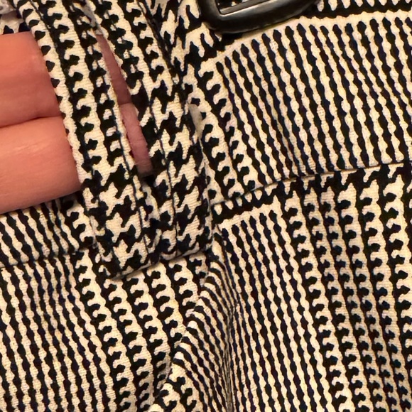 Studio by Torrid Glen Plaid Trouser A-Line Flare Pants β Size 28R - Picture 4 of 11